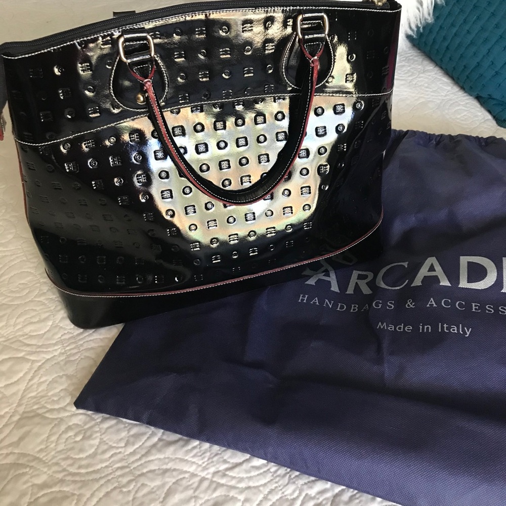 Black patent leather Arcadia bag